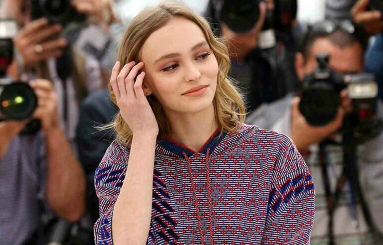 Johnny Depp Daughter Lily-rose Depp Illness: An Update On Her Health ...