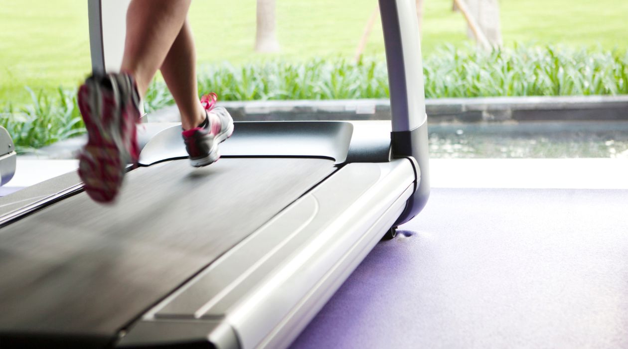 9 Treadmill Safety Tips To Keep In Mind 