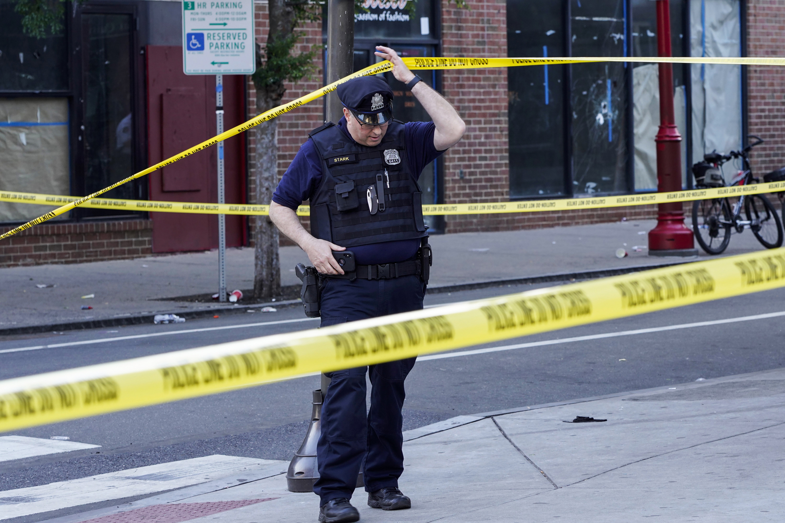 Mass shooting leaves 3 dead, 13 injured in Philadelphia
