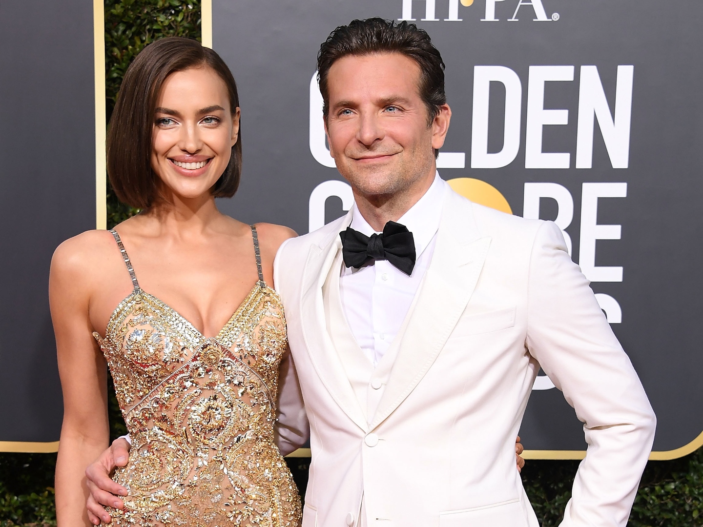 Bradley Cooper, Irina Shayk Seemingly Confirm They're Back Together: PDA Photos – SheKnows