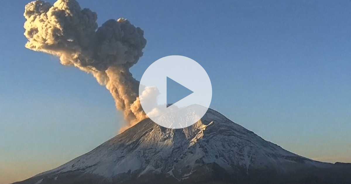 Popocatépetl Volcano Erupts Mexico