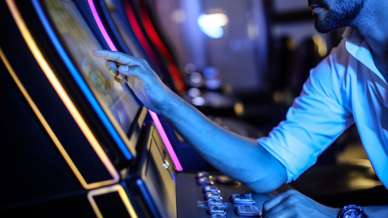 Exploring the Popularity of Drops & Wins Slots in Online Casinos