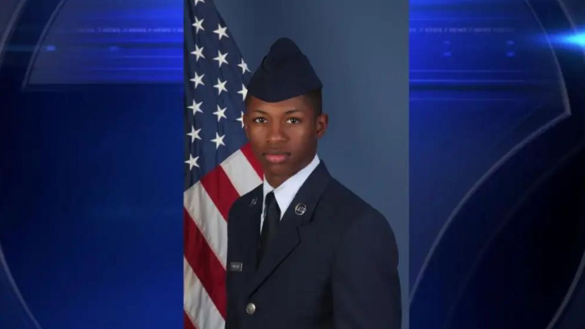 Florida Deputies Who Shot US Airman Burst Into Wrong Apartment, Lawyer Says